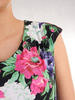Sukienka z tkaniny, zwiewna kreacja w kwiaty 35561