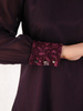 Trapezowa sukienka z szyfonu, kreacja z ozdobnymi mankietami 24279