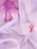 Elegancka liliowa sukienka wizytowa w kwiaty – prosty fason z wysmuklającymi zaszewkami 37974