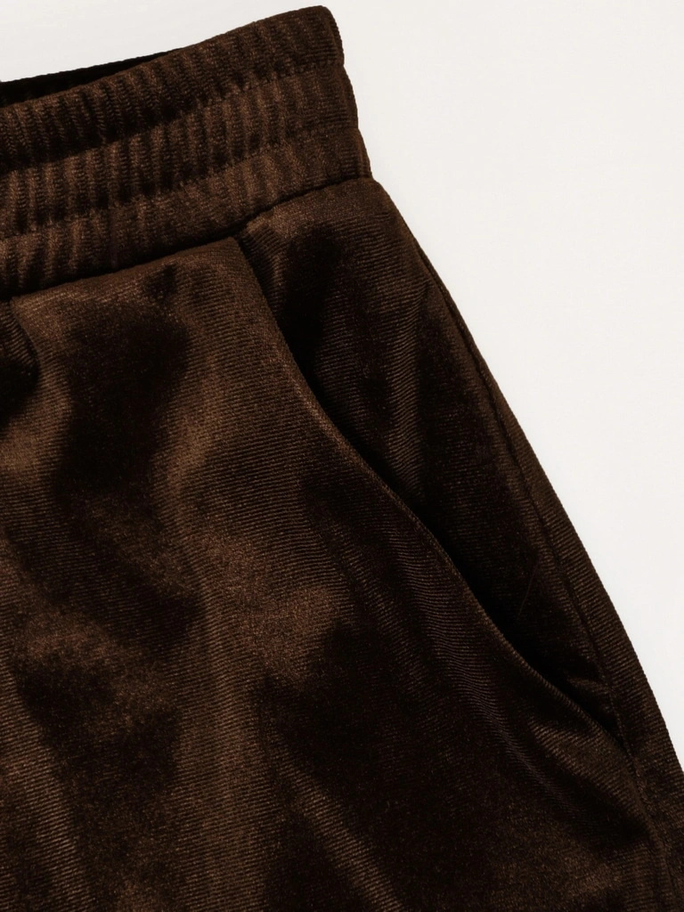 Eleganckie brązowe spodnie damskie o luźnym kroju – elastyczna gumka w pasie i wysmuklający fason 41056