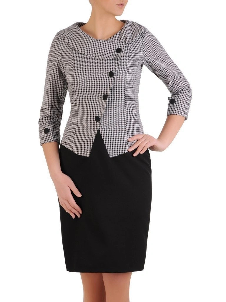 Elegancka sukienka w pepitkę midi z kołnierzykiem – prosty krój z wyszczuplającymi zaszewkami 25387