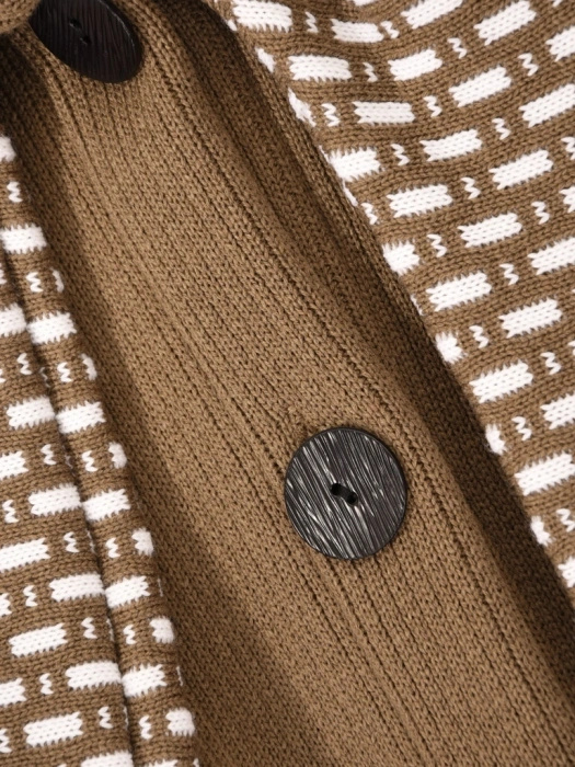 Elegancki sweter damski beżowy z szalowym kołnierzem – wygodny, luźny fason na chłodne dni 42167