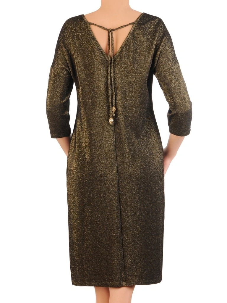 Złota sukienka midi na andrzejki i sylwestra – prosty fason z dekoltem na plecach i połyskiem 32147