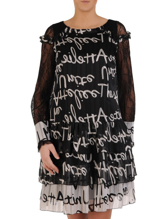 Rozkloszowana sukienka z szyfonu, kreacja z  napisami 24782