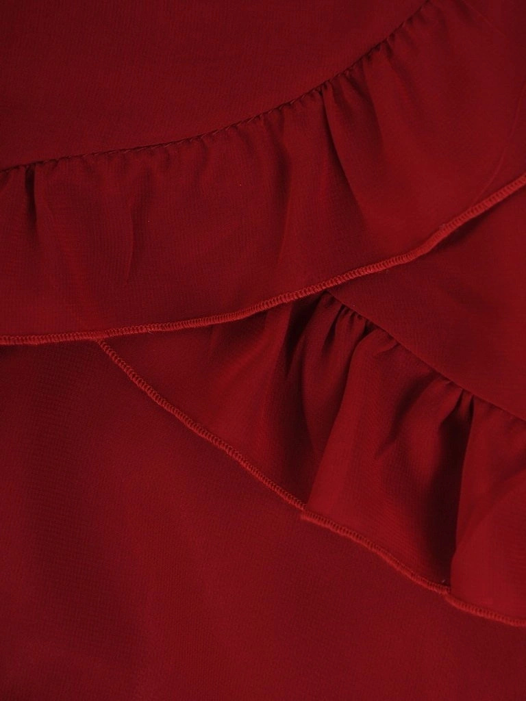 Elegancka bordowa kreacja trapezowa z falbanami – lekki fason dwuwarstwowy na wizytowe wyjścia 26888