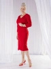 Czerwona elegancka sukienka z dekoltem w serek – efektowne marszczenie podkreślające talię 5262