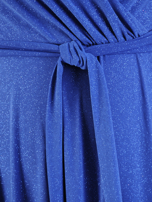 Wieczorowa, kopertowa suknia maxi z połyskującego materiału 34537