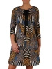 Elegancka sukienka trapezowa w zwierzęcy print – maskujący biodra fason z rękawem 3/4 18482