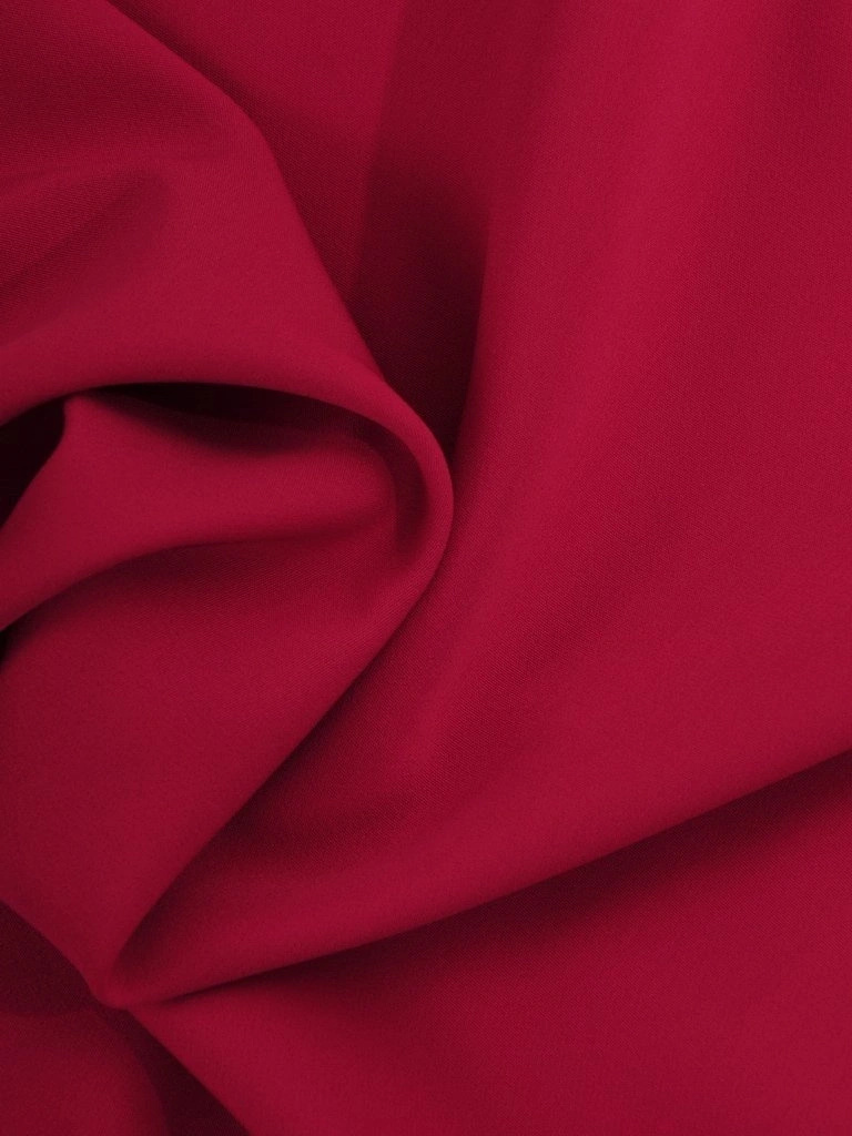Malinowa sukienka trapezowa midi – swobodny fason z ozdobnym wiązaniem na plecach 16642