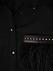 Czarna koszula z długim rękawem i kołnierzykiem, klasyka w garderobie 28023