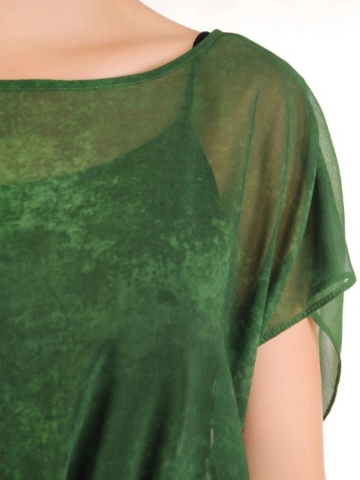 Elegancka sukienka maxi w kolorze butelkowej zieleni – wysmuklający prosty fason z dekoltem w łódkę 30098