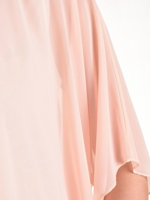 Pudrowa bluzka oversize z rękawami kimono – luźny fason zapewniający swobodę ruchów 42057