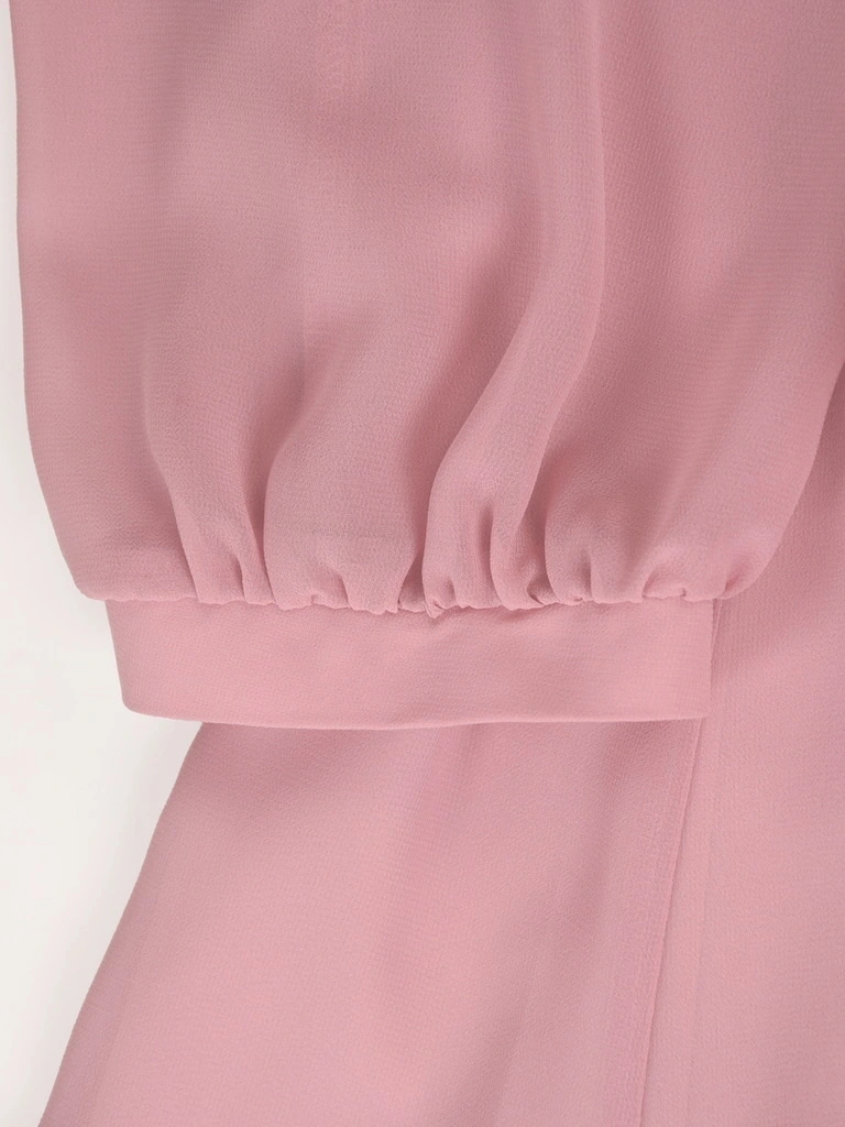 Rozkloszowana sukienka maxi w odcieniu brudnego różu – elegancki fason z rękawem 3/4 wysmuklający talię 41269