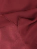 Elegancka bordowa kreacja do kolan z broszką – prosty fason optycznie wyszczuplający z rękawem 3/4 28083