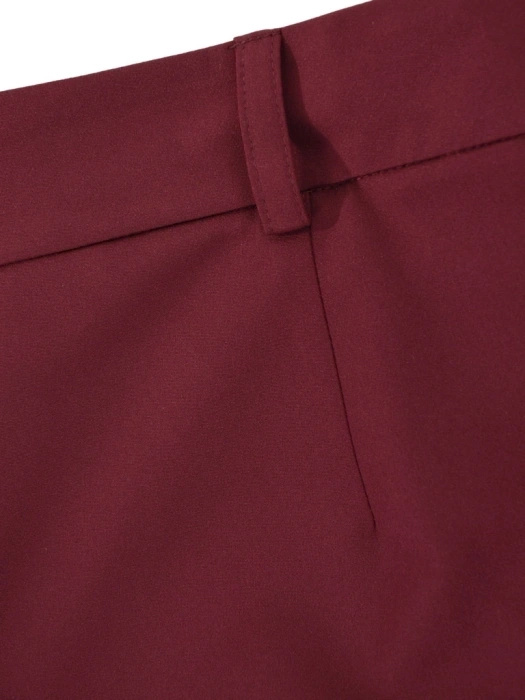 Eleganckie bordowe spodnie dzwony w kant – stylowy fason akcentujący talię 41978