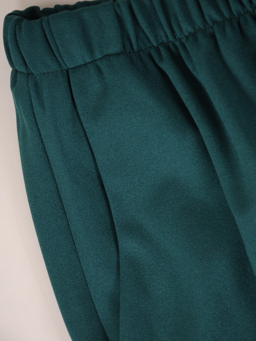 Zielony komplet damski, asymetryczna tunika ze spodniami 37275