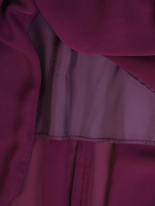 Rozkloszowana sukienka z fioletowego szyfonu, zwiewna kreacja midi 19785