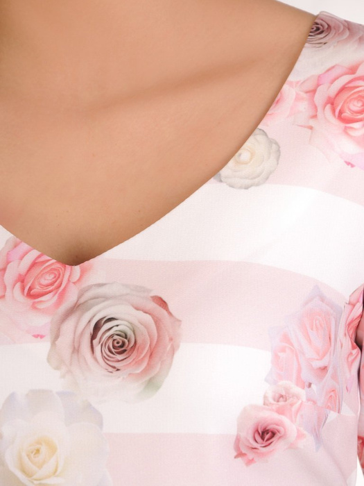 Elegancka sukienka w kwiaty, kreacja z ozdobnymi wiązaniami na rękawach 29261