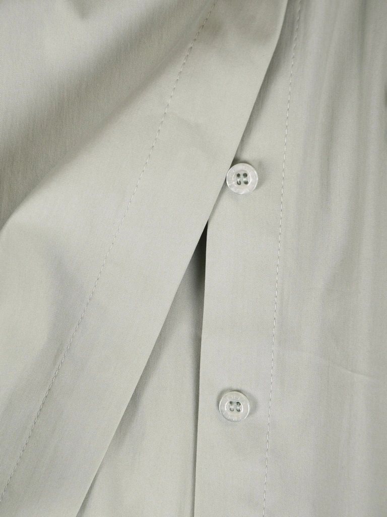 Elegancka koszula damska w kolorze mięty o prostym fasonie – stylowy akcent do biurowych zestawów 41538