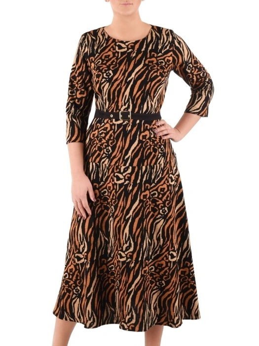 Pomarańczowa sukienka rozkloszowana maxi – stylowy zwierzęcy print z paskiem podkreślającym talię 40435