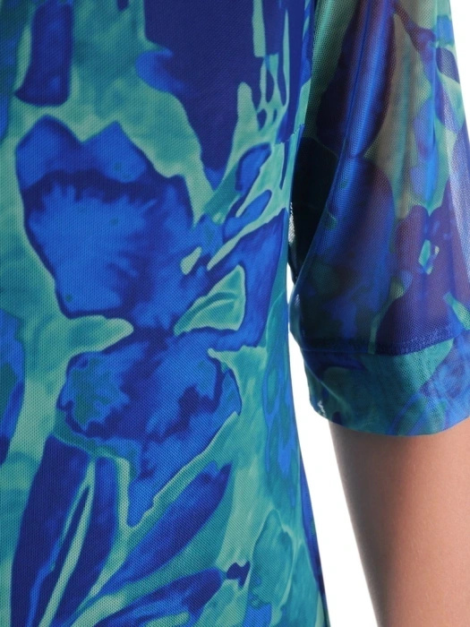 Elegancka sukienka trapezowa midi w zielono-granatowy print – fason tuszujący biodra z mankietami 38365
