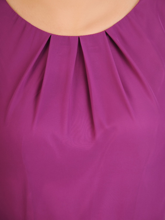 Szyfonowa sukienka z baskinką, zwiewna kreacja w modnych kolorach 32363