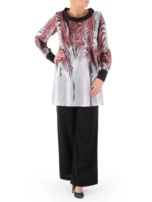 Komplet z tuniką w zwierzęcy print i czarnymi spodniami wide leg – komfortowy fason maskujący sylwetkę 39257