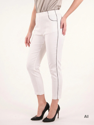 Eleganckie białe spodnie damskie 7/8 z lampasem i gumką w talii – optycznie wydłużające sylwetkę, fason dopasowany plus size 35146