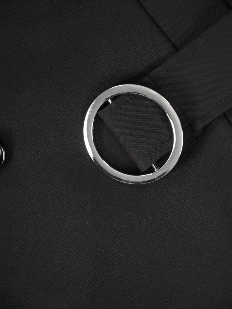 Elegancki czarny płaszcz damski na jesień i zimę – prosty fason z wiązaniem podkreślającym talię 36423