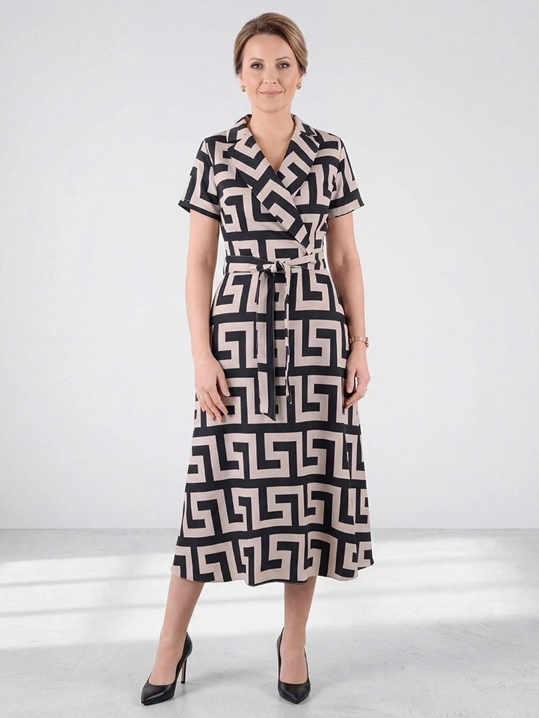Elegancka sukienka rozkloszowana midi w beżowo-czarny wzór – kobiecy fason z paskiem akcentującym talię 38302