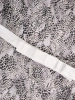 Elegancka sukienka rozkloszowana midi z rękawem 3/4 – stylowy czarno-biały wzór z paskiem w talii 37665