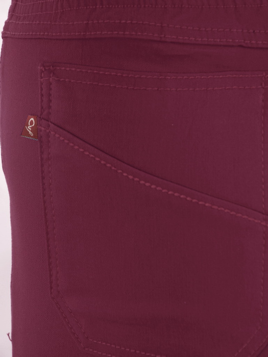 Bordowe spodnie damskie z przednimi kieszeniami  35361