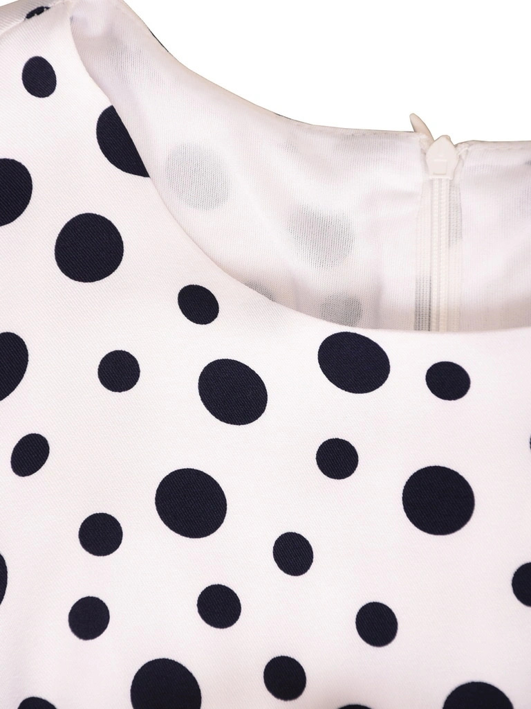 Elegancka garsonka na wesele granatowa w grochy – rozkloszowany fason tuszujący biodra 41561