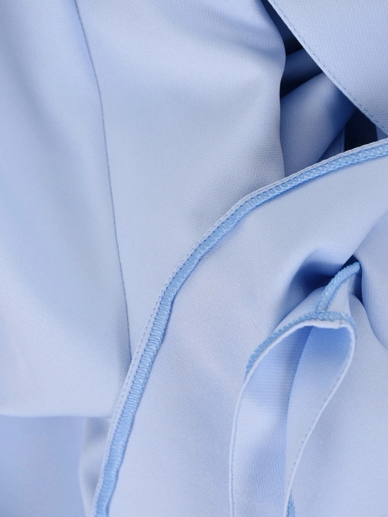 Błękitna suknia balowa rozkloszowana maxi na sylwestra i andrzejki – tiulowe rękawki i elegancki blask cekinów 41875