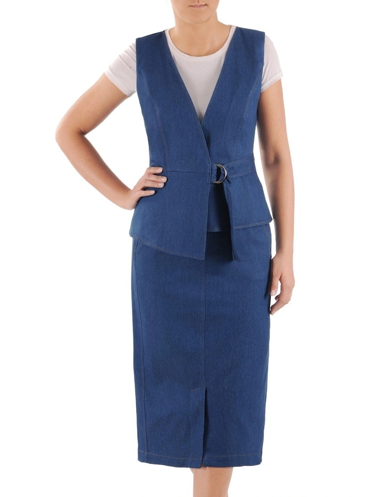 Jeansowa kamizelka damska plus size z ozdobnym zapięciem 38757