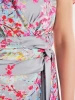 Elegancka sukienka na wesele maxi w kwiaty – rozkloszowany fason z kopertowym dekoltem 35877