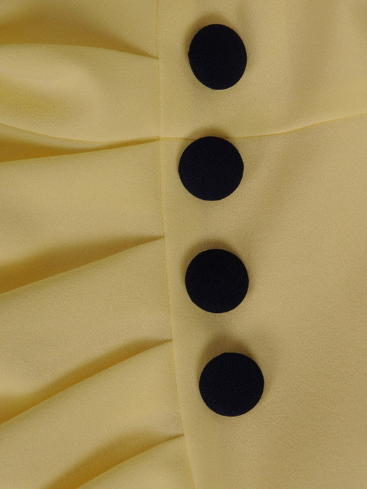 Sukienka wyszczuplająca, żółta kreacja z kontrastowymi wstawkami 20429.