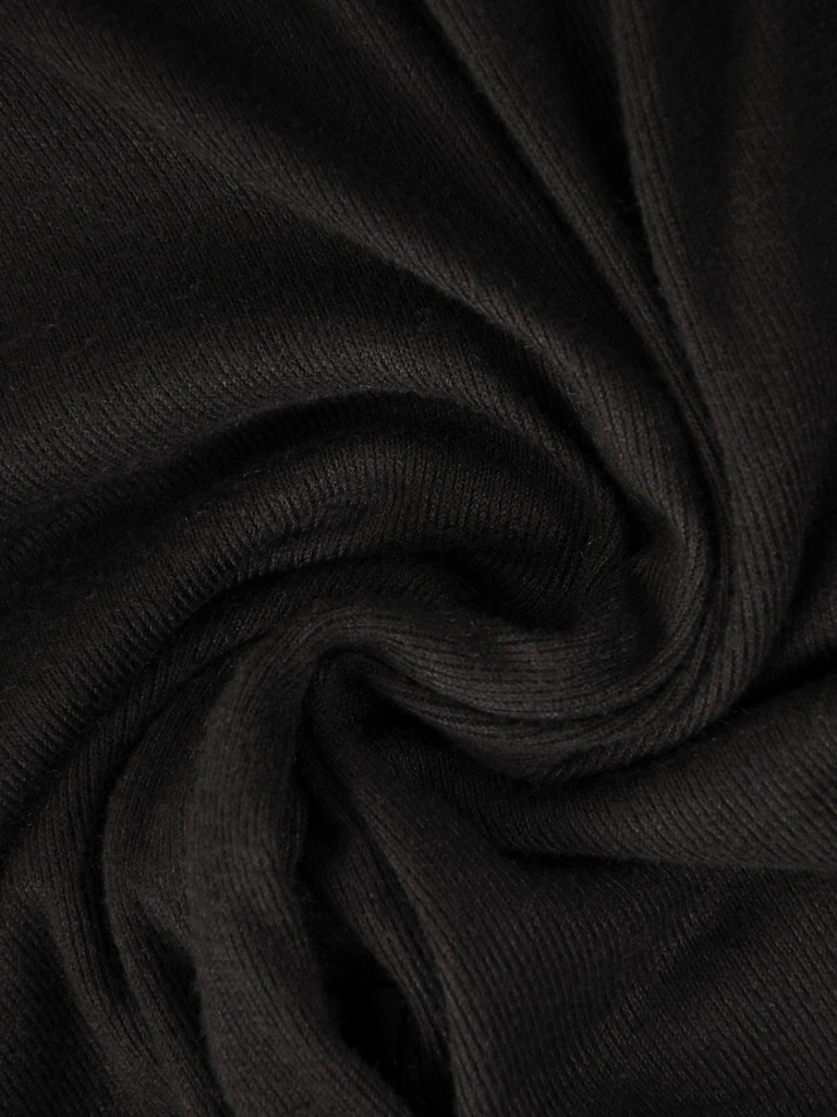 Elegancka czarna bluzka z dekoltem w serek – prosty fason z akcentem panterki, wysmuklający 38837