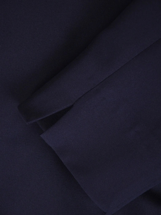 Elegancka garsonka na wesele granatowa w grochy – rozkloszowany fason tuszujący biodra 41561