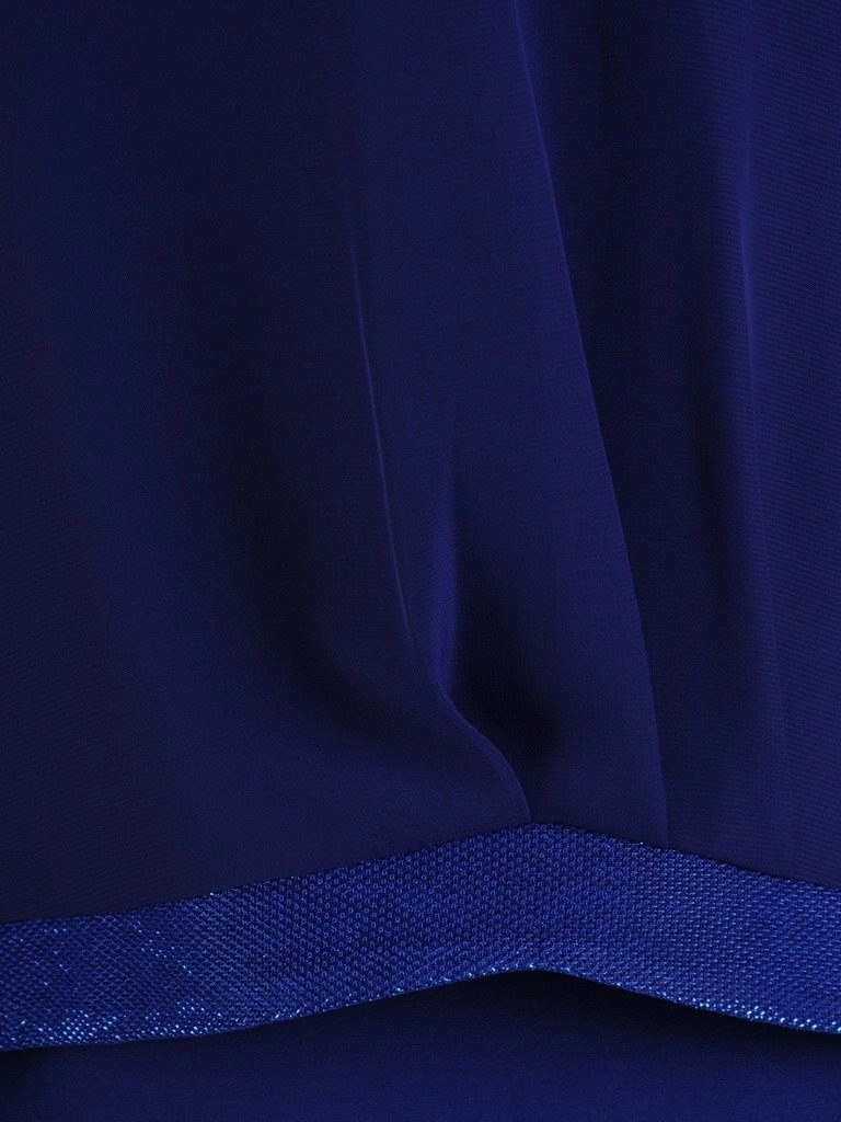 Chabrowa wizytowa sukienka midi o prostym kroju – lekkie rękawy kimono i ozdobne guziki na plecach 22965