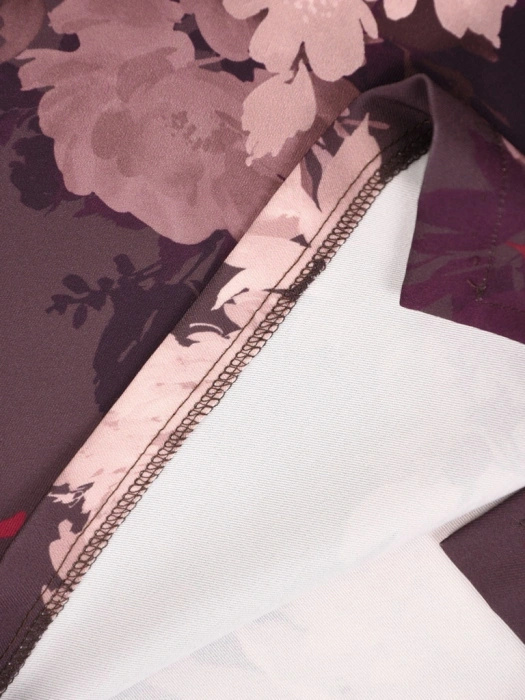 Elegancka bluzka wizytowa w jesienne kwiaty – prosty fason z dekoltem w serek 42123