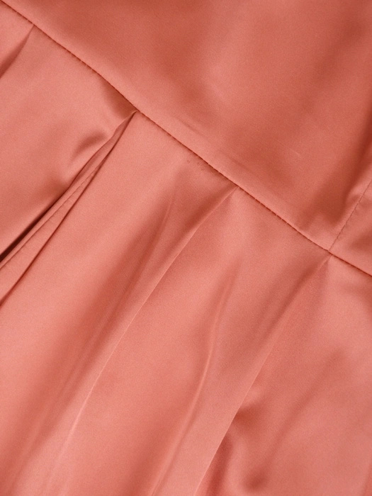 Łososiowa sukienka rozkloszowana midi z rękawem 3/4 – model z paskiem akcentującym talię i kieszeniami 41564