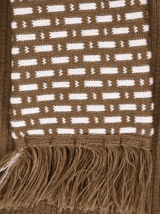 Elegancki sweter damski beżowy z szalowym kołnierzem – wygodny, luźny fason na chłodne dni 42167