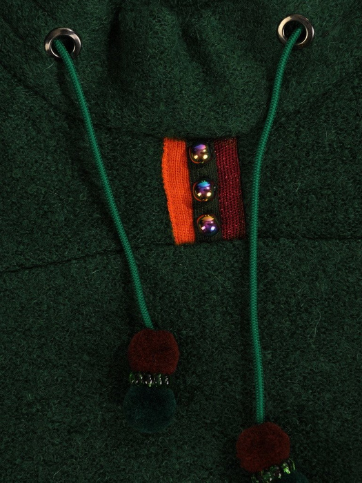 Wełniany sweter z oryginalnymi rękawami 18701