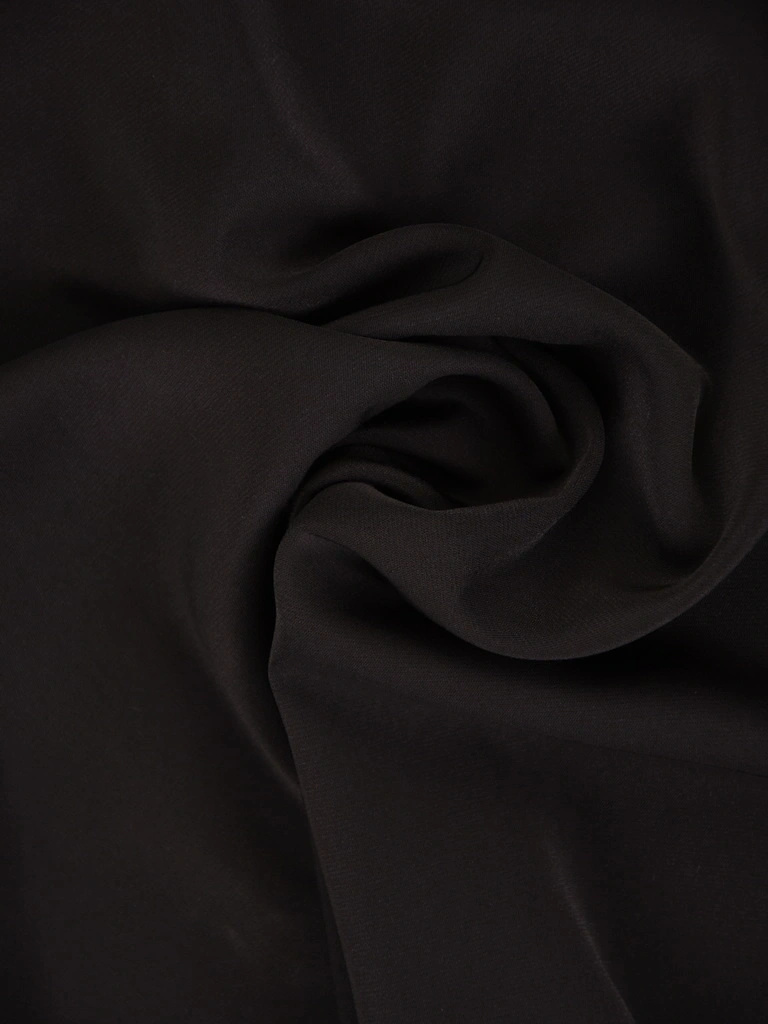 Elegancka bluzka damska wizytowa w czerni – prosty fason z falbanami przy rękawach 42095