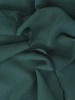 Elegancka sukienka trapezowa w odcieniu butelkowej zieleni – zwiewny fason tuszujący sylwetkę 30740