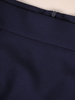 Ołówkowa spódnica z granatowej tkaniny 30798