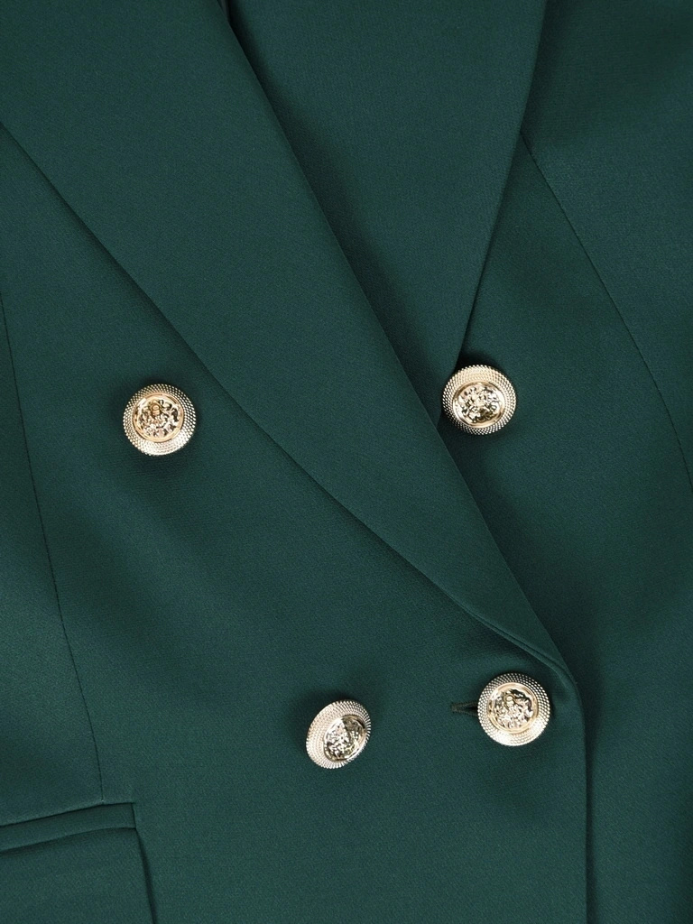 Elegancki kostium damski ze spodniami na wesele zieleń butelkowa – wysmuklający fason z cygaretkami w kant 42504