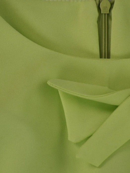 Zielona sukienka tulipan z kokardą – elegancki fason midi z kieszeniami 4078