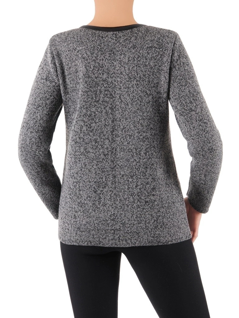 Elegancki szary sweter damski rozpinany na suwak – prosty fason z kieszeniami na chłodne dni 38976